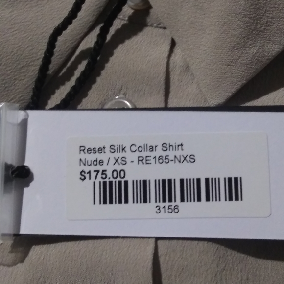 R lable long sleeve blouse - Picture 4 of 4